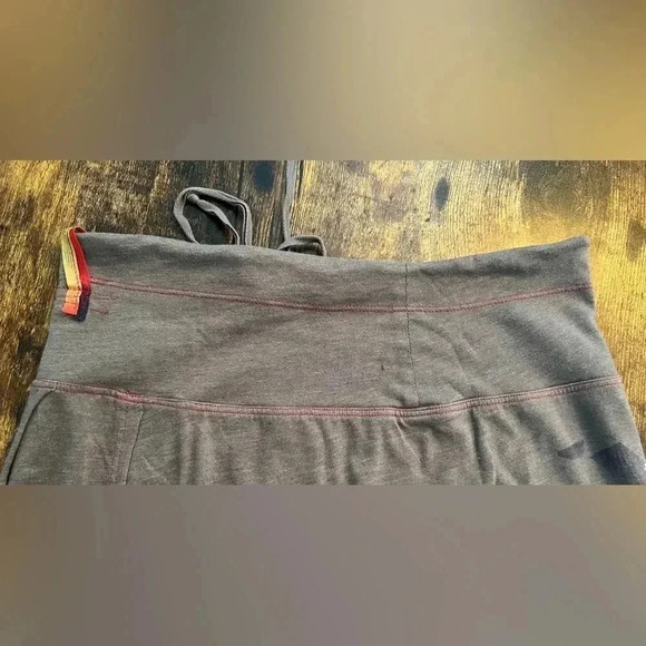 M Line Artwear by Milla | ladies hand painted skirt. Size: S. - Picture 15 of 16